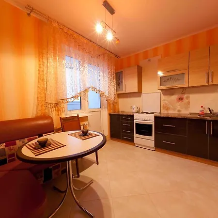 Apartment On 43 Praspiekt Maserava Minsk